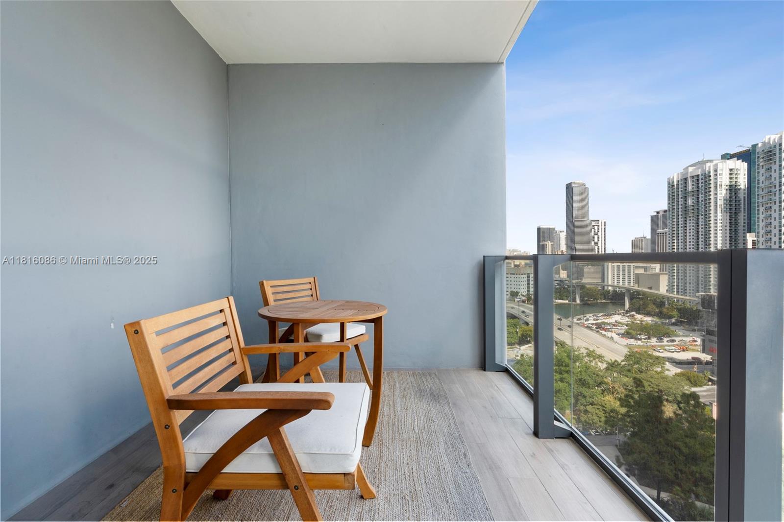 88 SW 7th St # 1205
