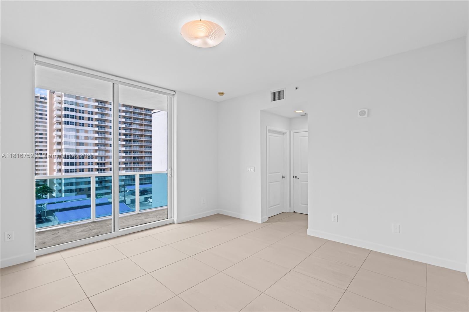 1945 S Ocean Dr # 704