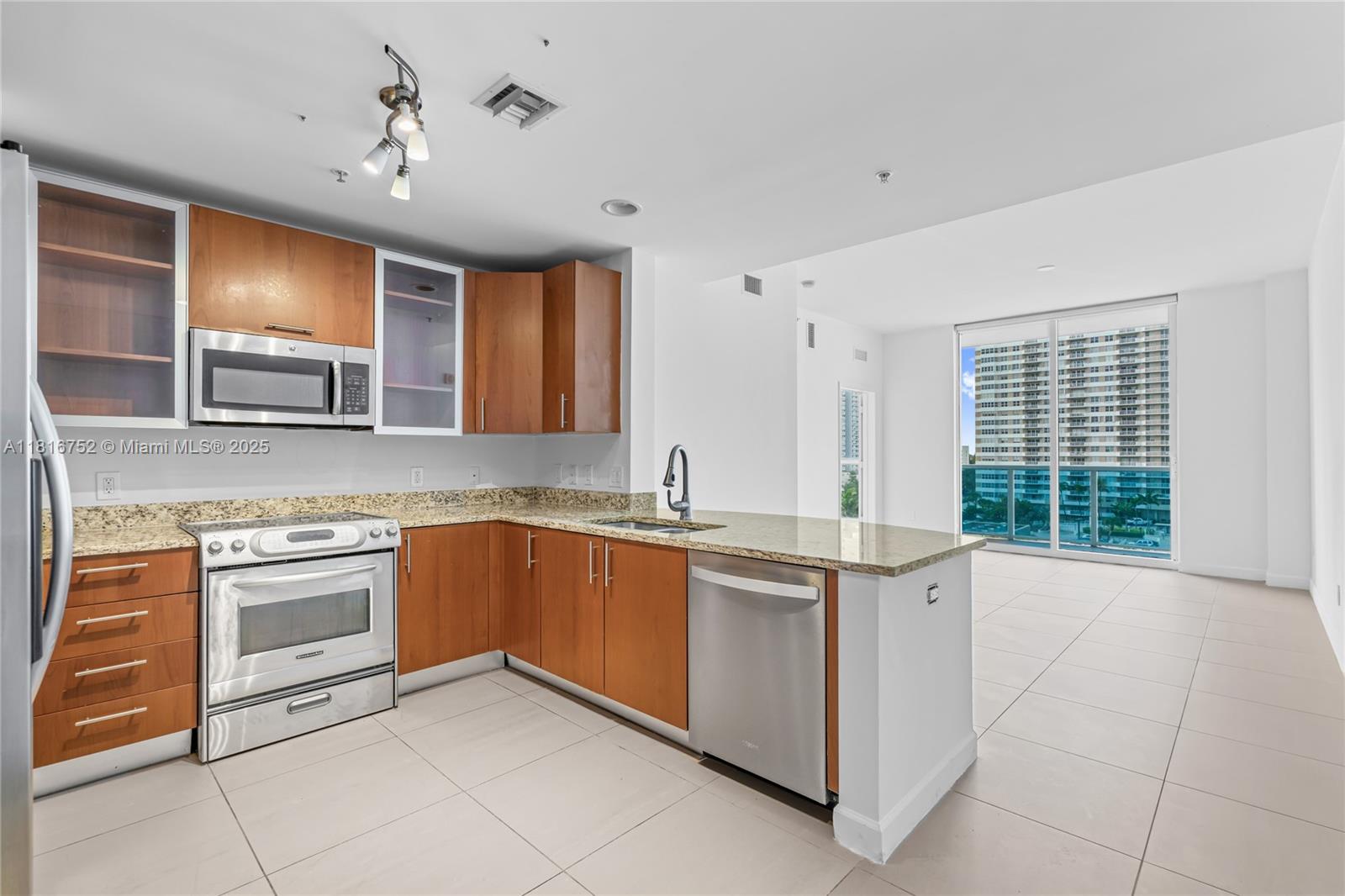 1945 S Ocean Dr # 704