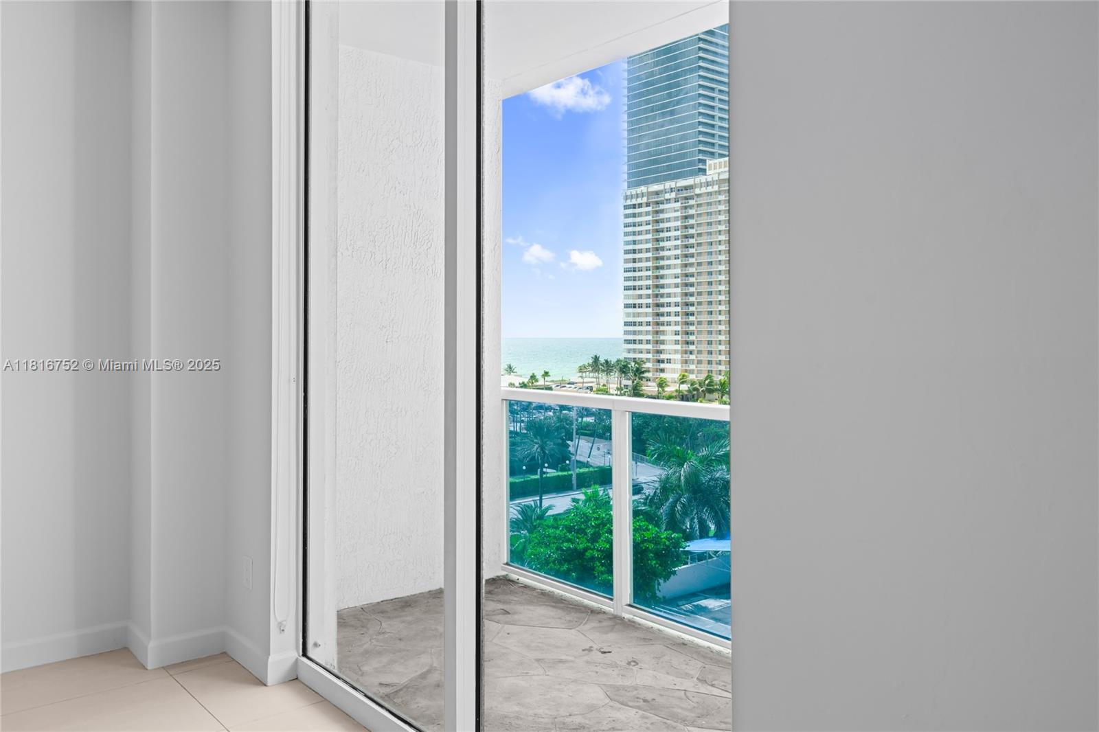 1945 S Ocean Dr # 704