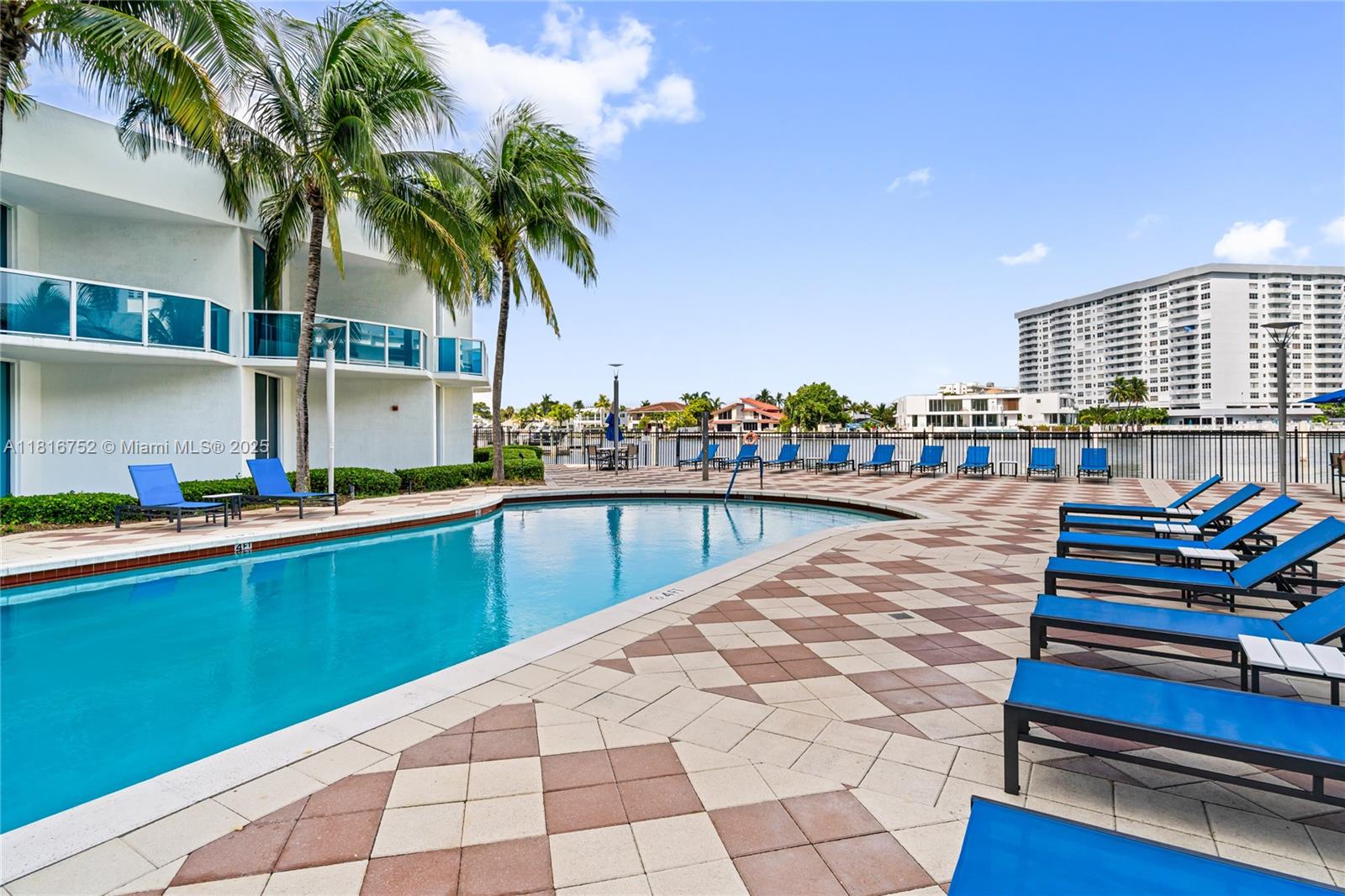 1945 S Ocean Dr # 704