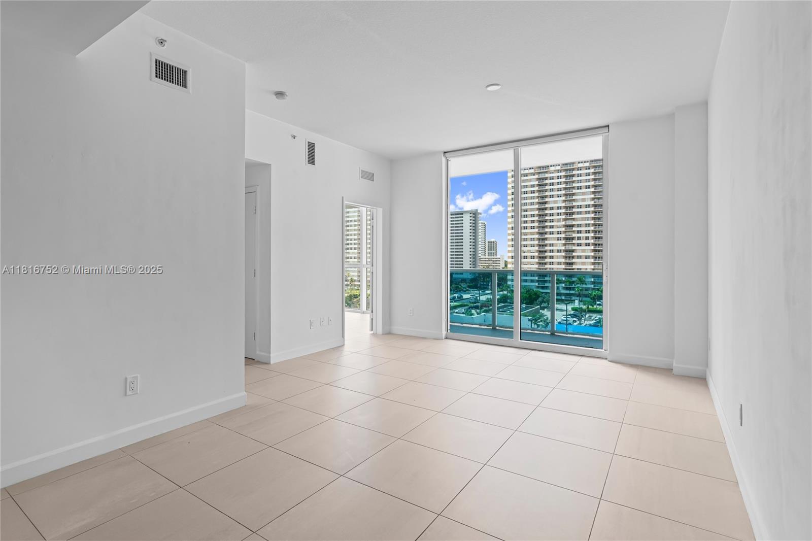 1945 S Ocean Dr # 704