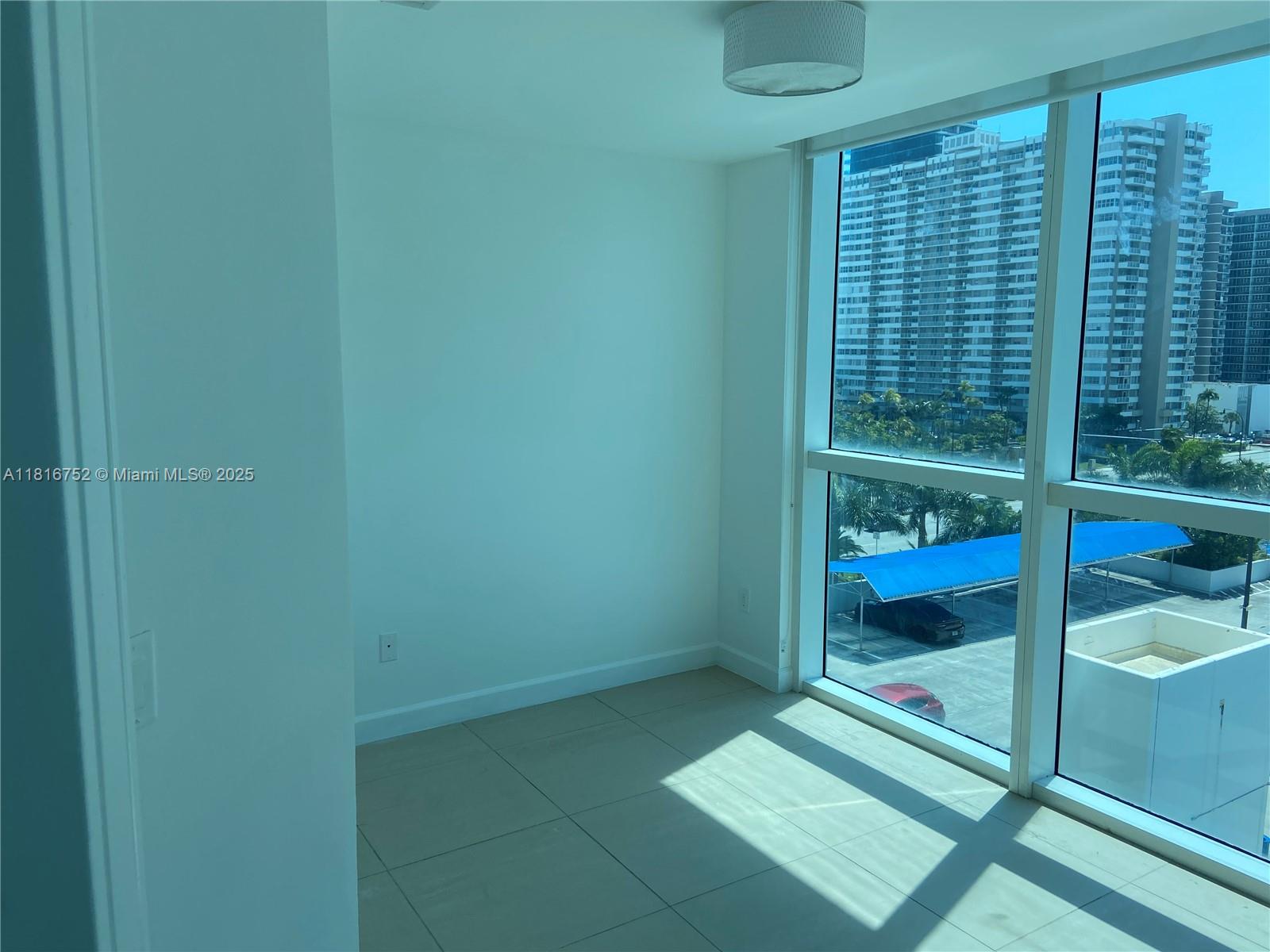 1945 S Ocean Dr # 704