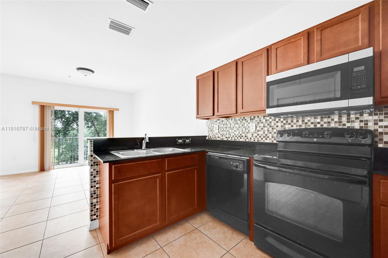 10870 NW 88th Ter # 202