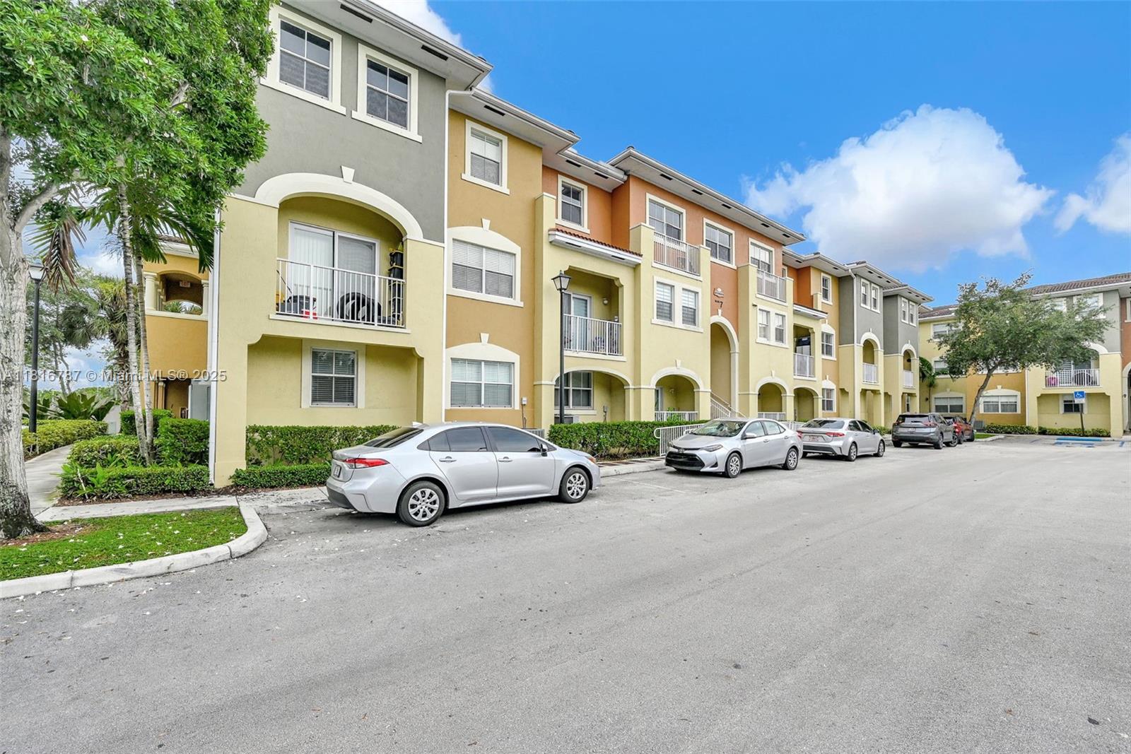 10870 NW 88th Ter # 202