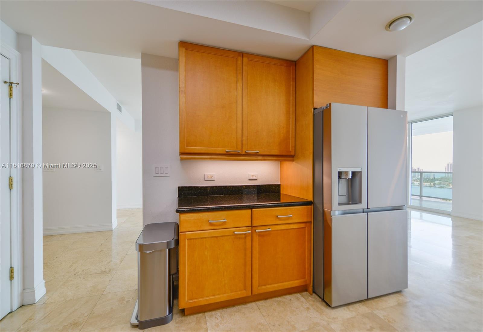 3201 NE 183rd St # 2502