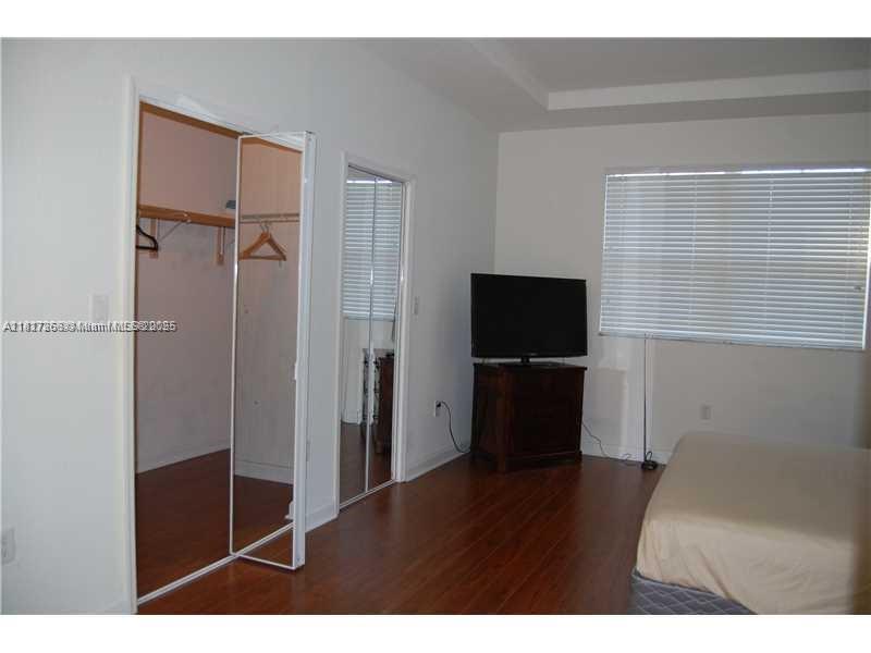 11061 NW 87th St # 0