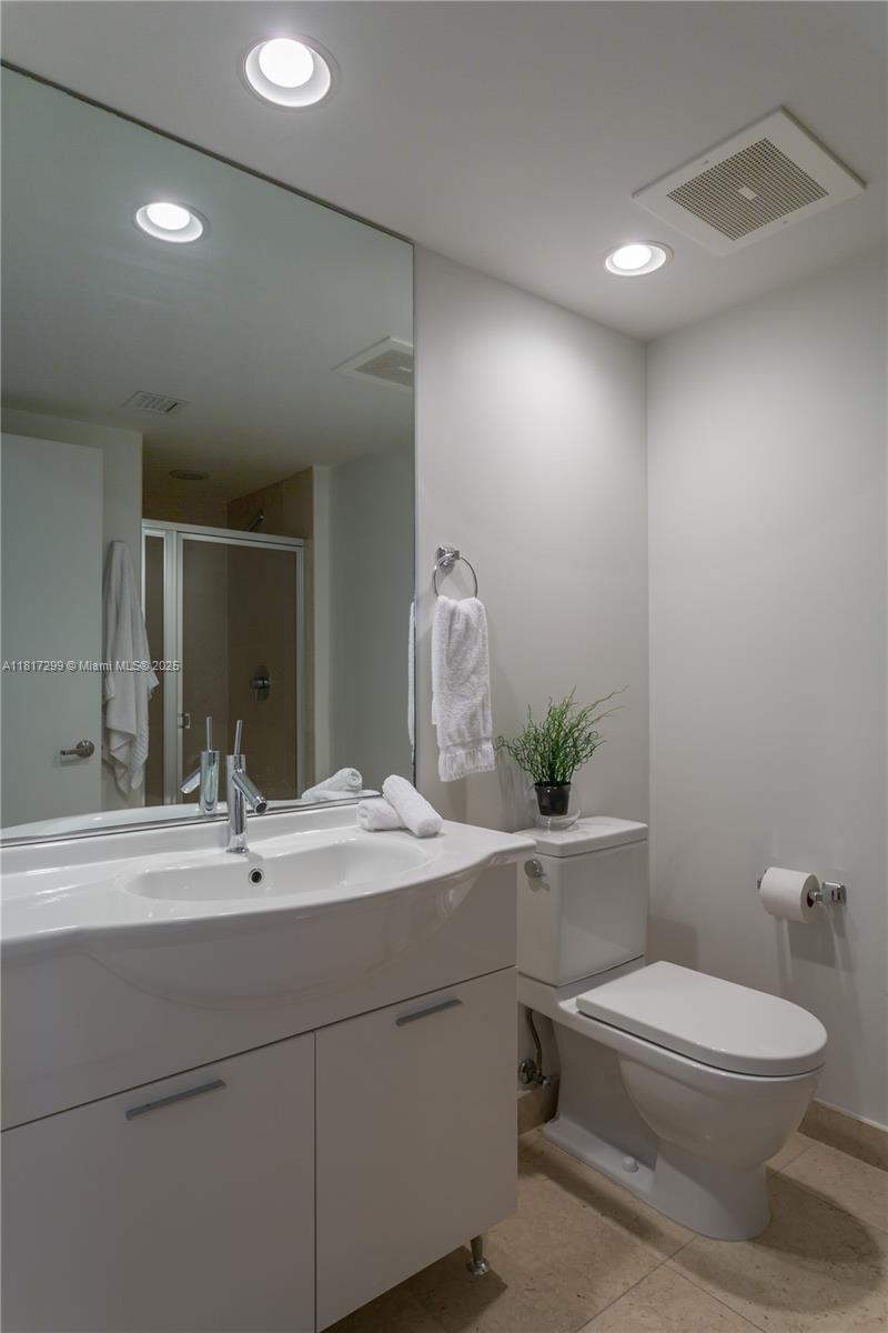 485 Brickell Ave # 1604