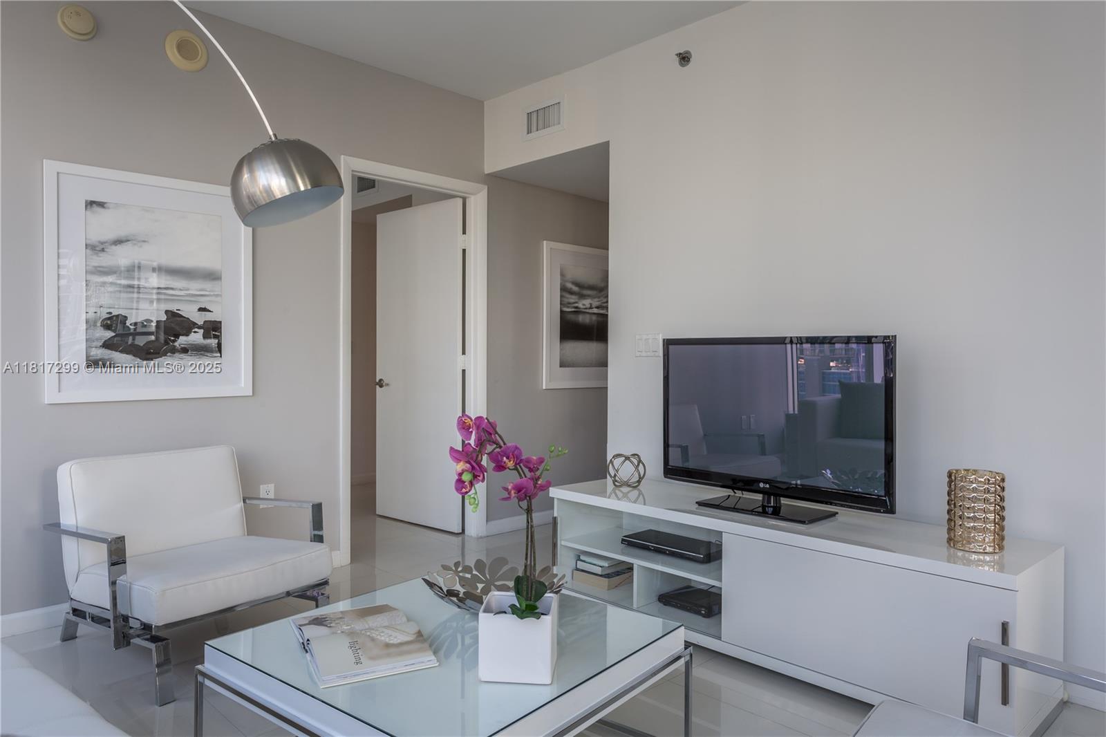 485 Brickell Ave # 1604