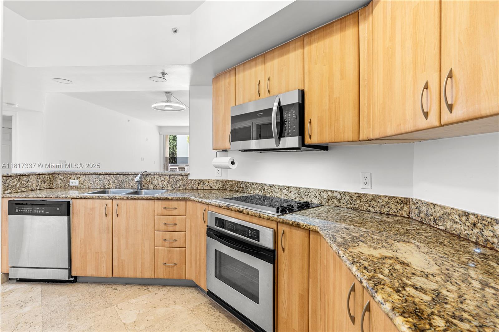 100 Meridian Ave # 216