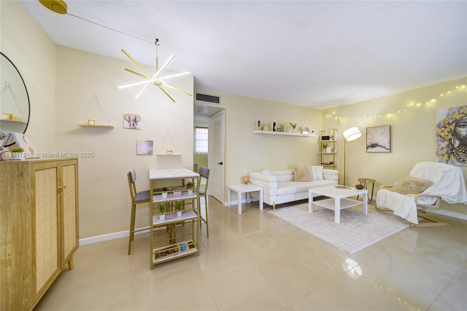 1040 SE 4th Ave # 128