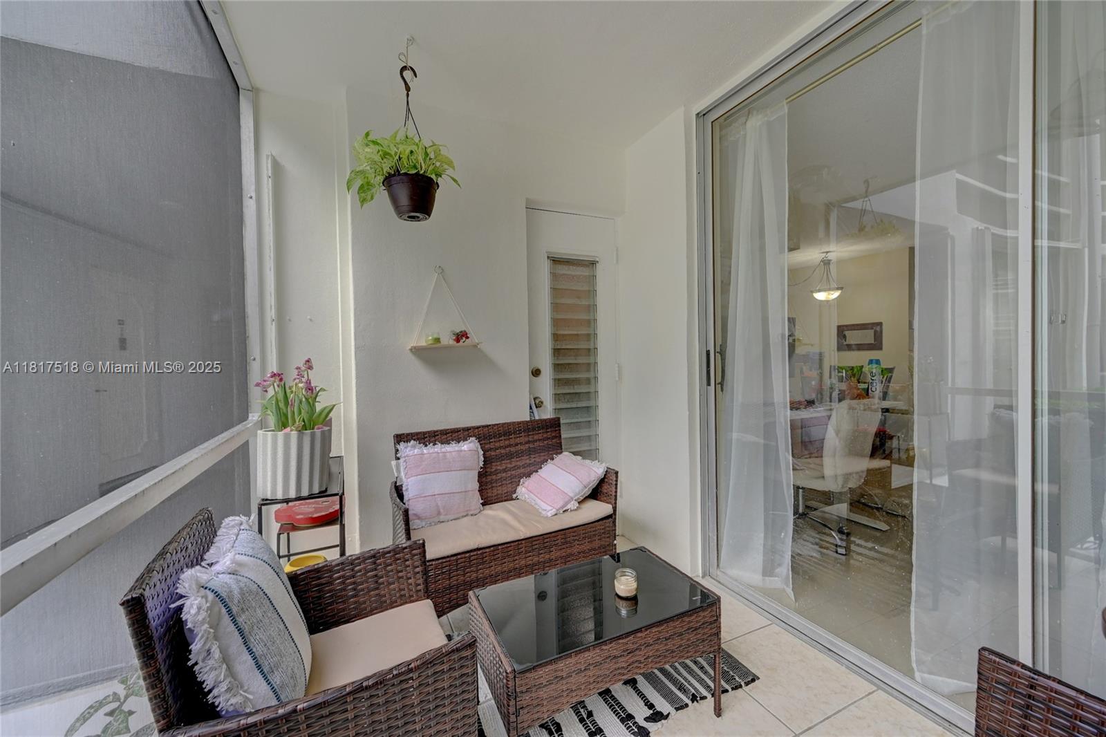 1040 SE 4th Ave # 128