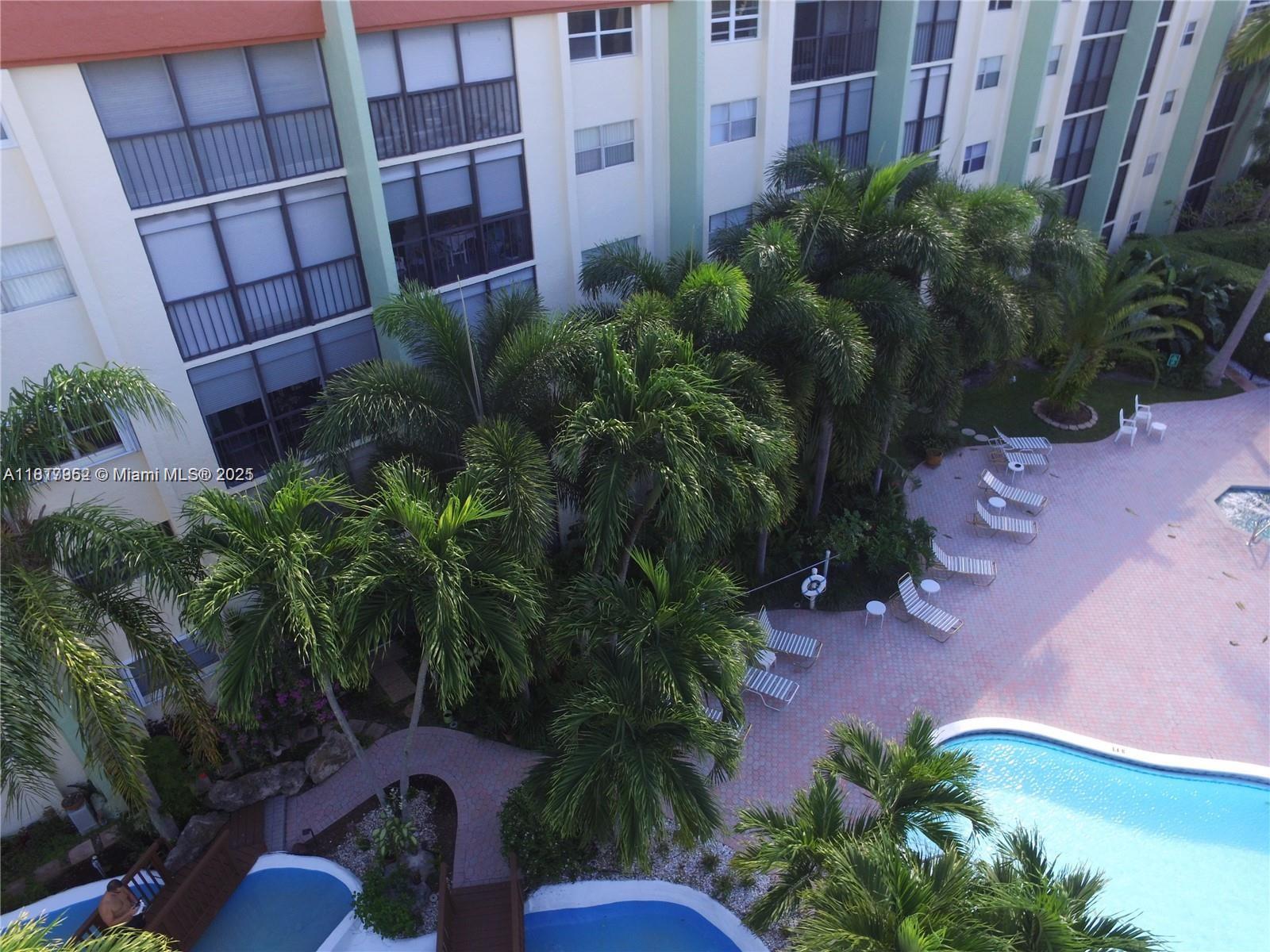 5300 NE 24th Ter # 232C