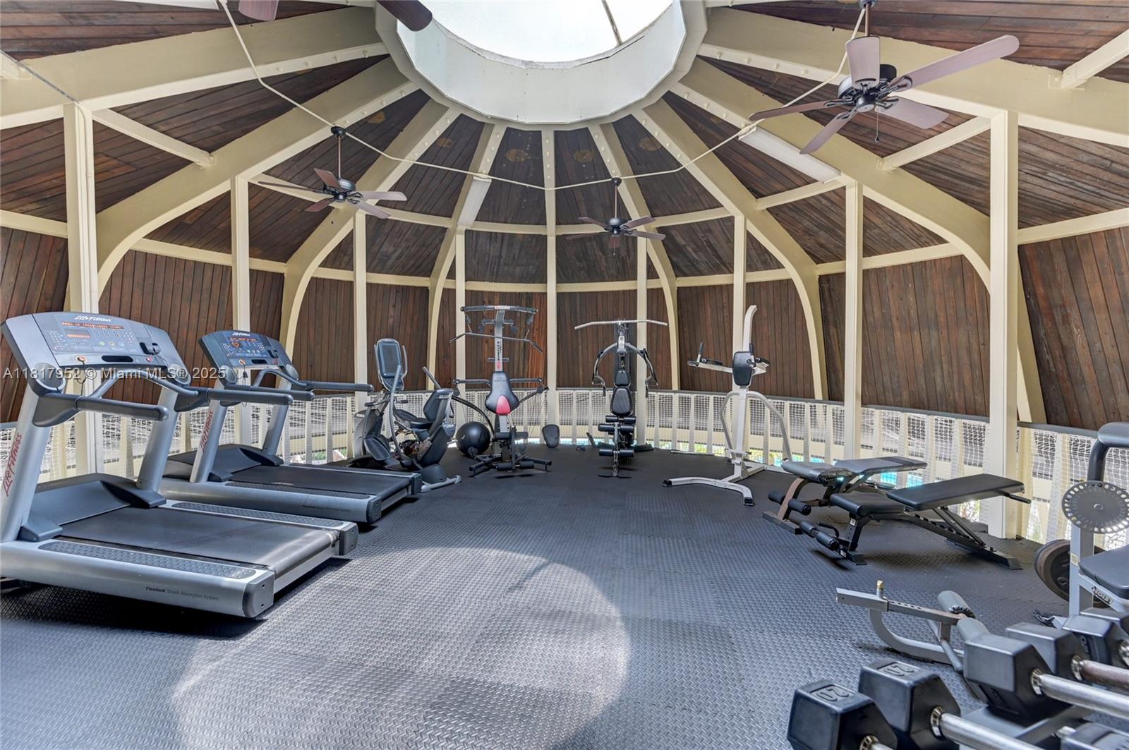 5300 NE 24th Ter # 232C