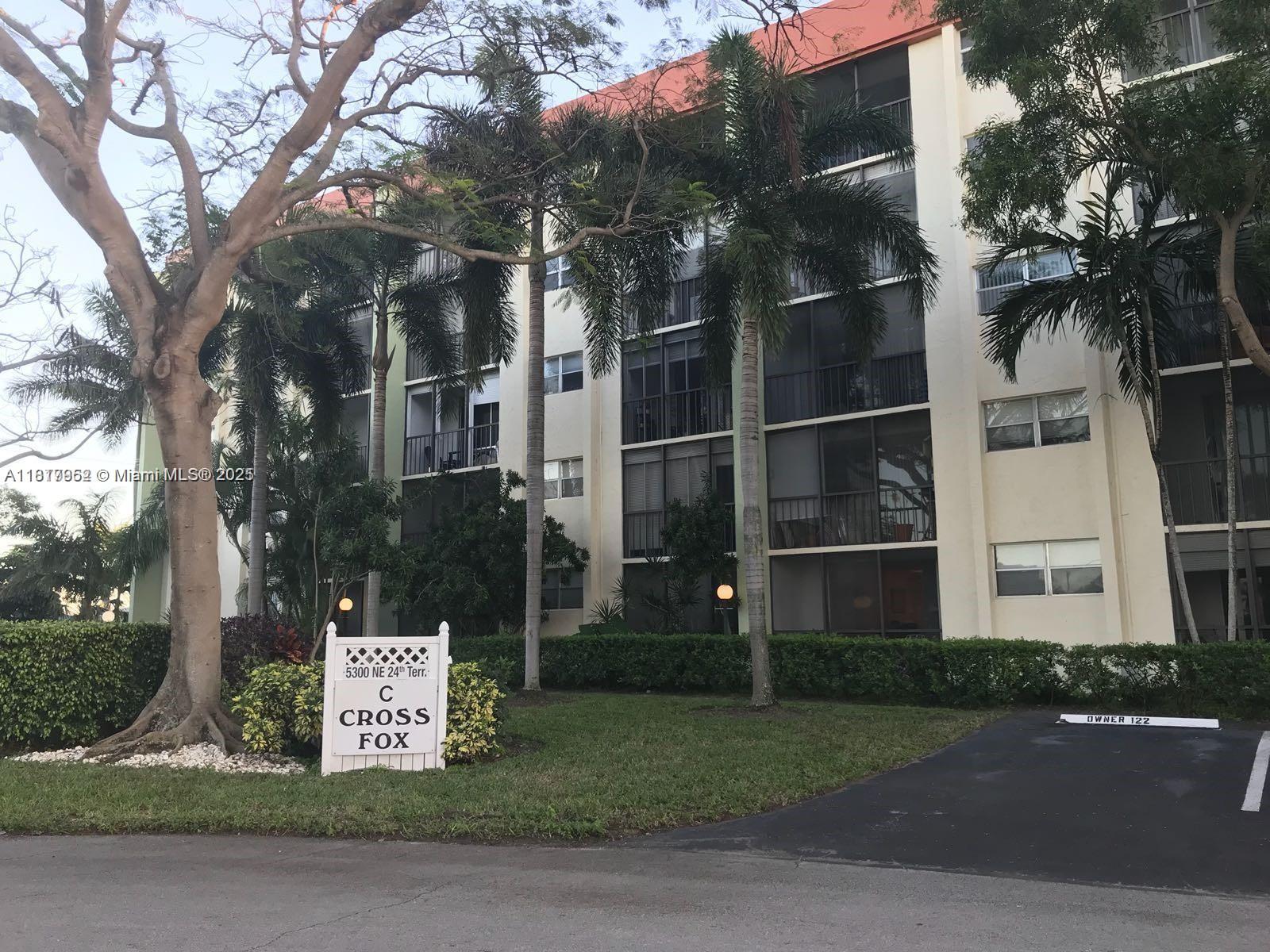 5300 NE 24th Ter # 232C