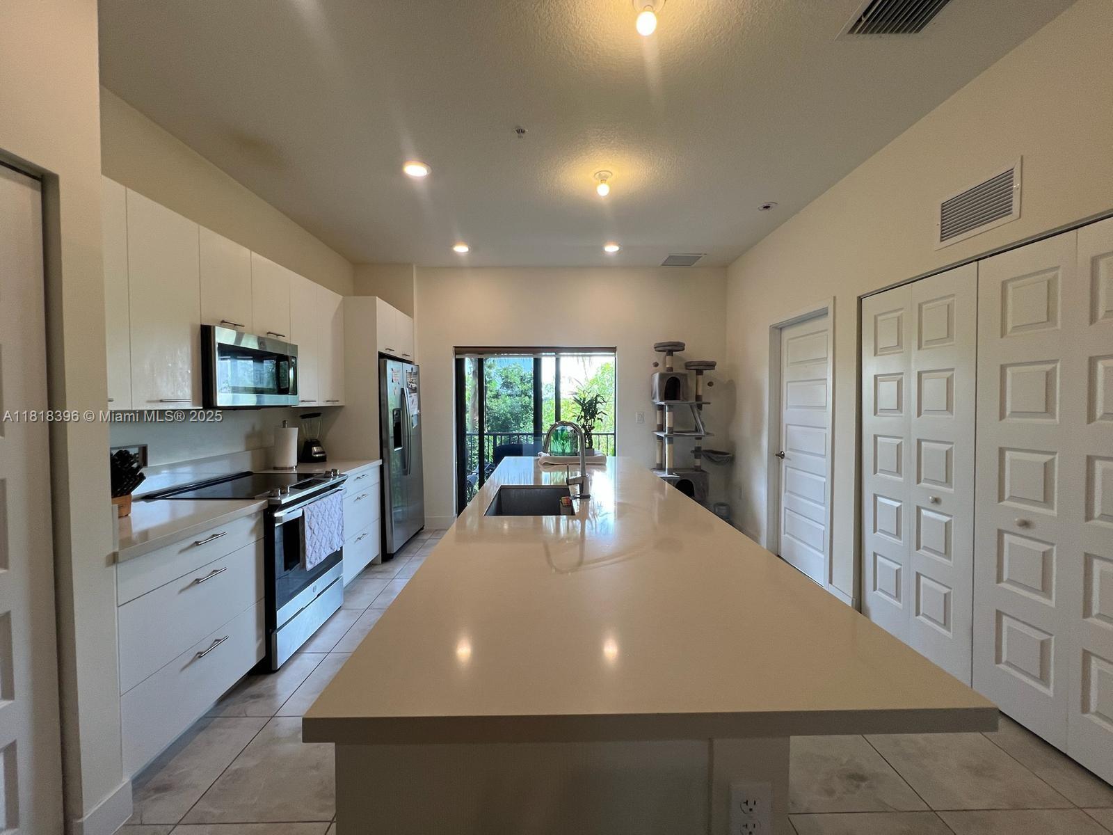 8195 NW 104th Ave # 22