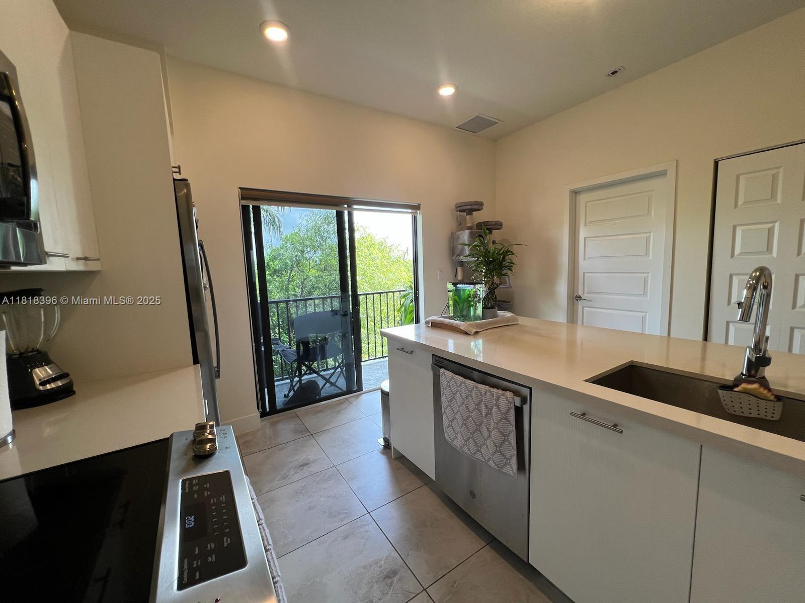 8195 NW 104th Ave # 22