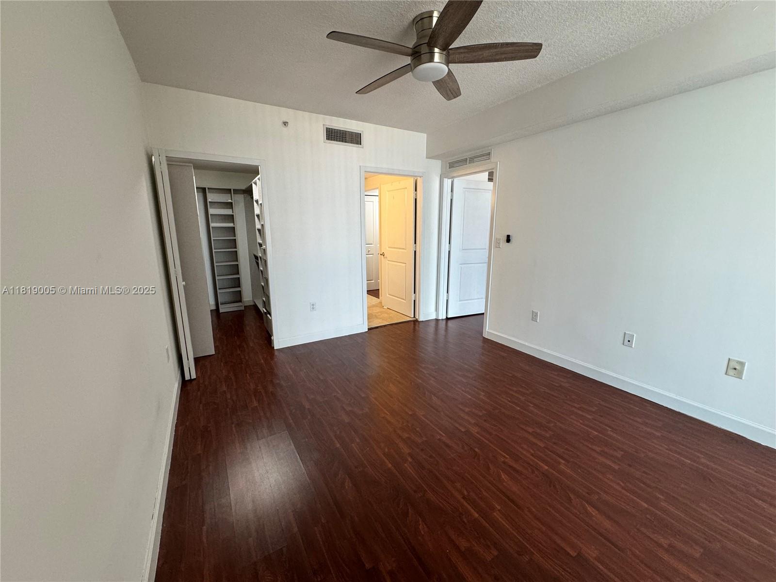 170 SE 14th St # 2406