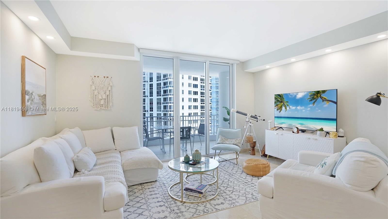 801 Brickell Key Blvd # 2210