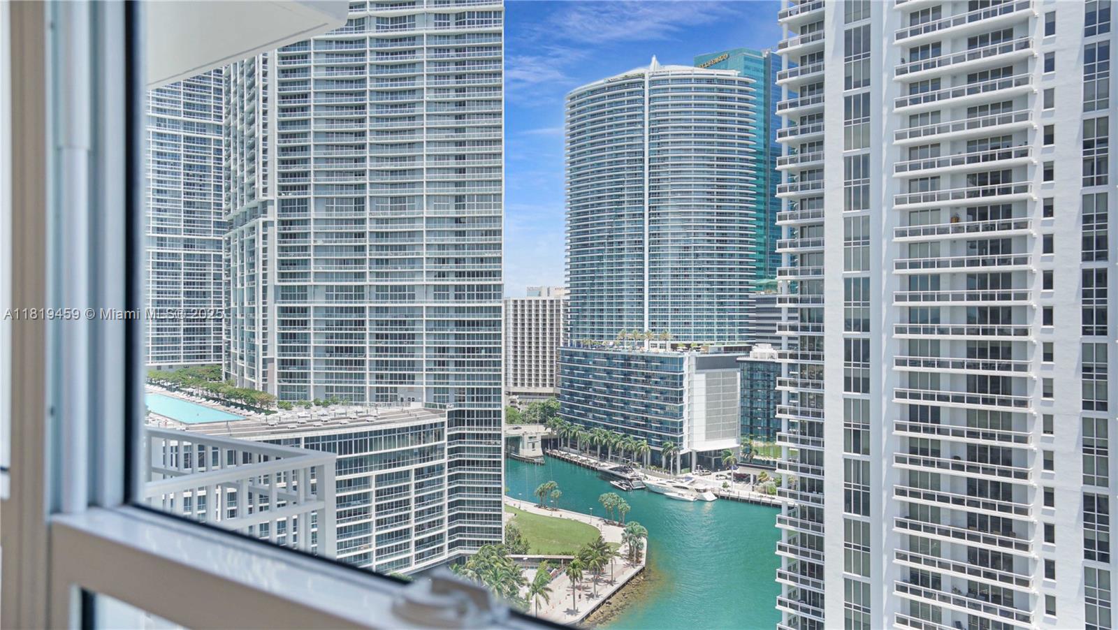 801 Brickell Key Blvd # 2210