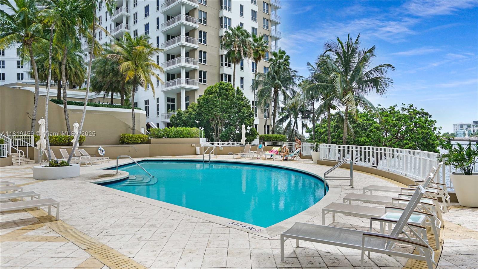 801 Brickell Key Blvd # 2210