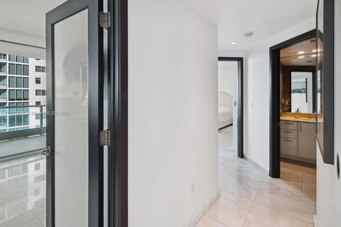 1331 Brickell Bay Dr # 1907