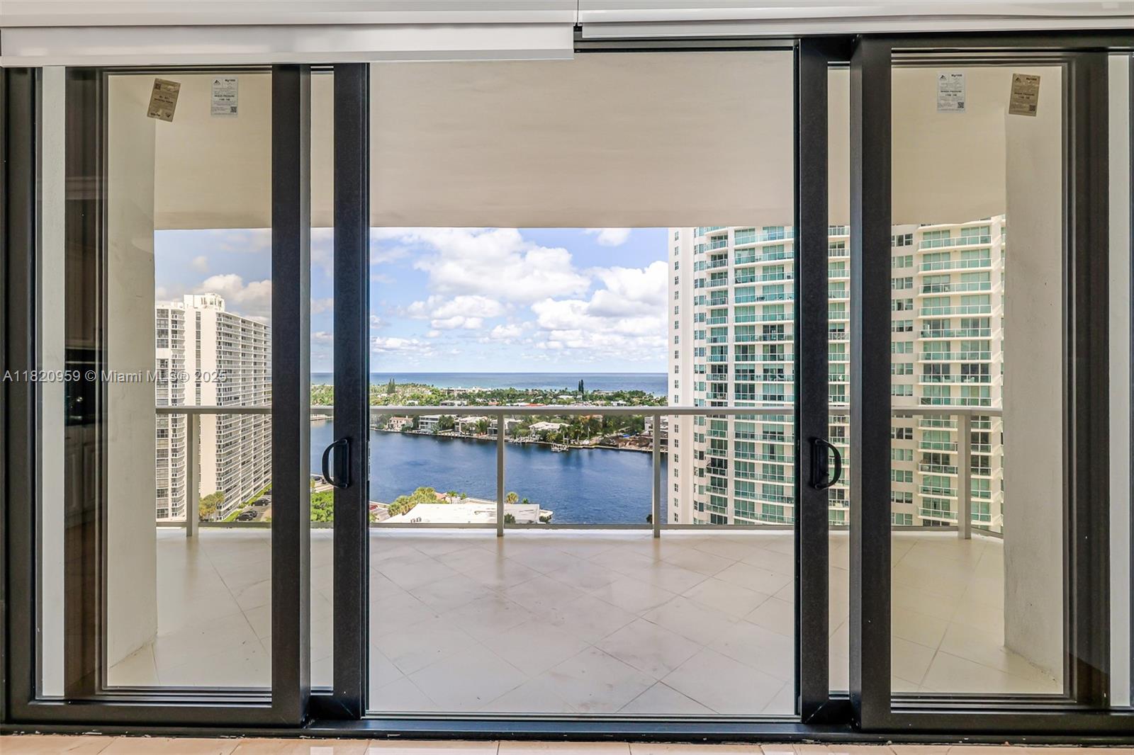 20281 E Country Club Dr # 1412