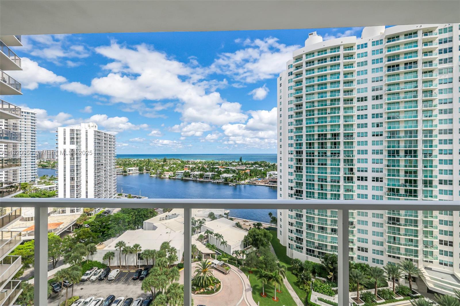 20281 E Country Club Dr # 1412