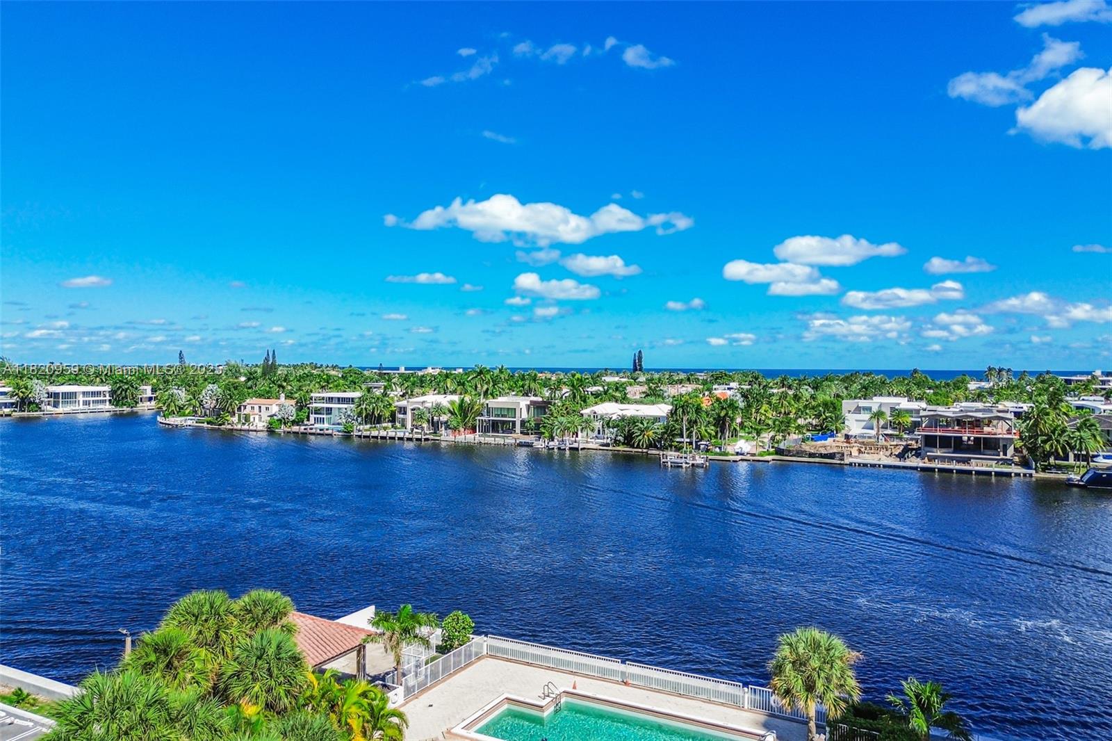 20281 E Country Club Dr # 1412