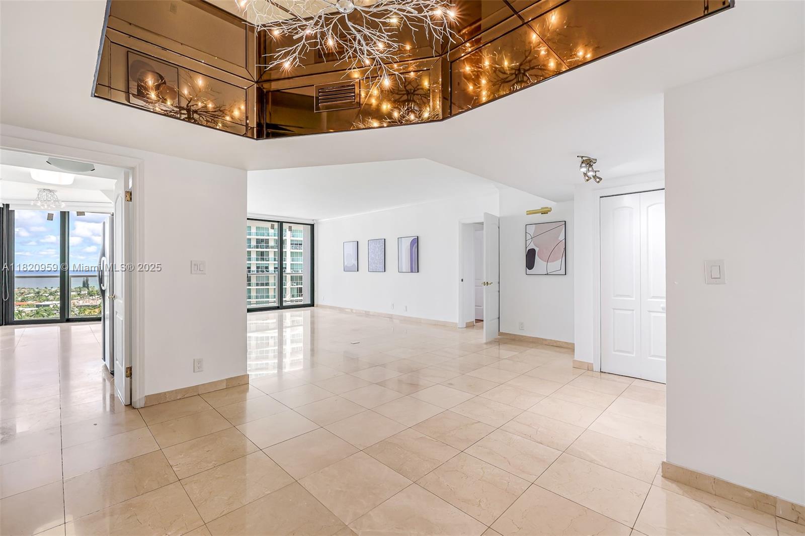 20281 E Country Club Dr # 1412