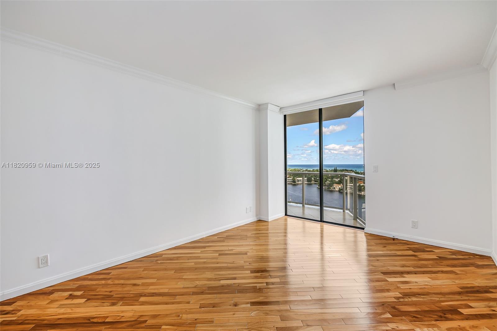 20281 E Country Club Dr # 1412