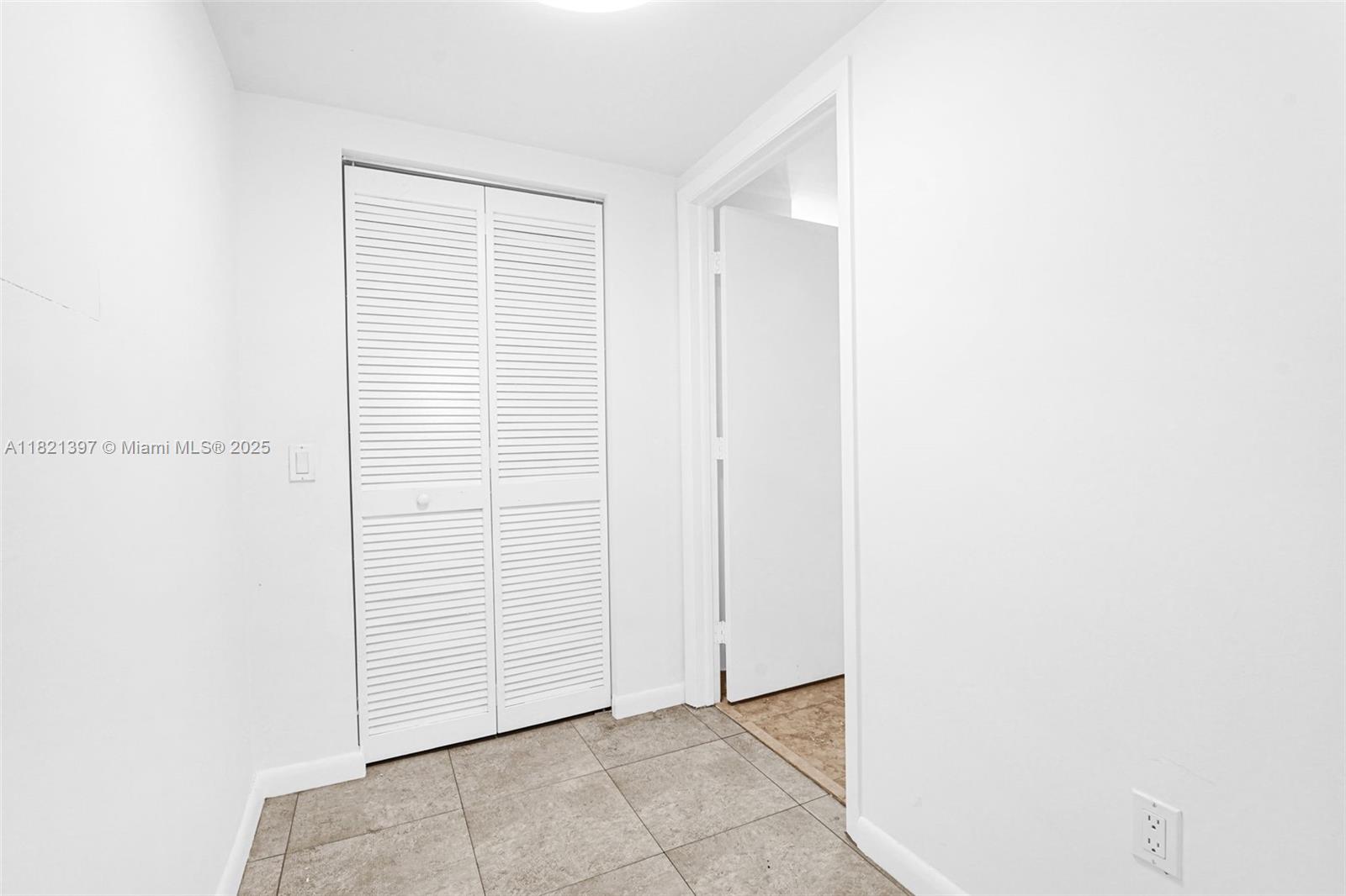 41 SE 5th St # 406