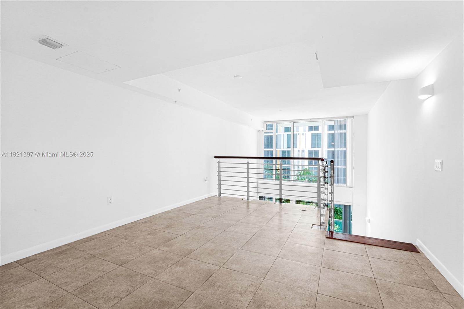 41 SE 5th St # 406