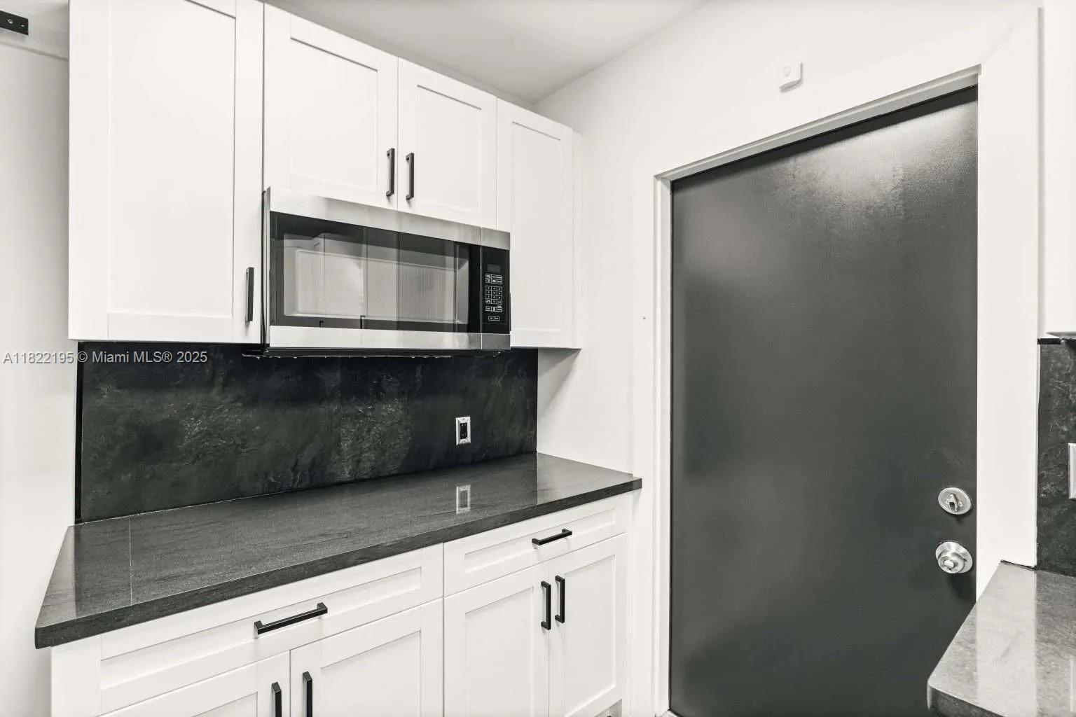 1121 NW 57th St