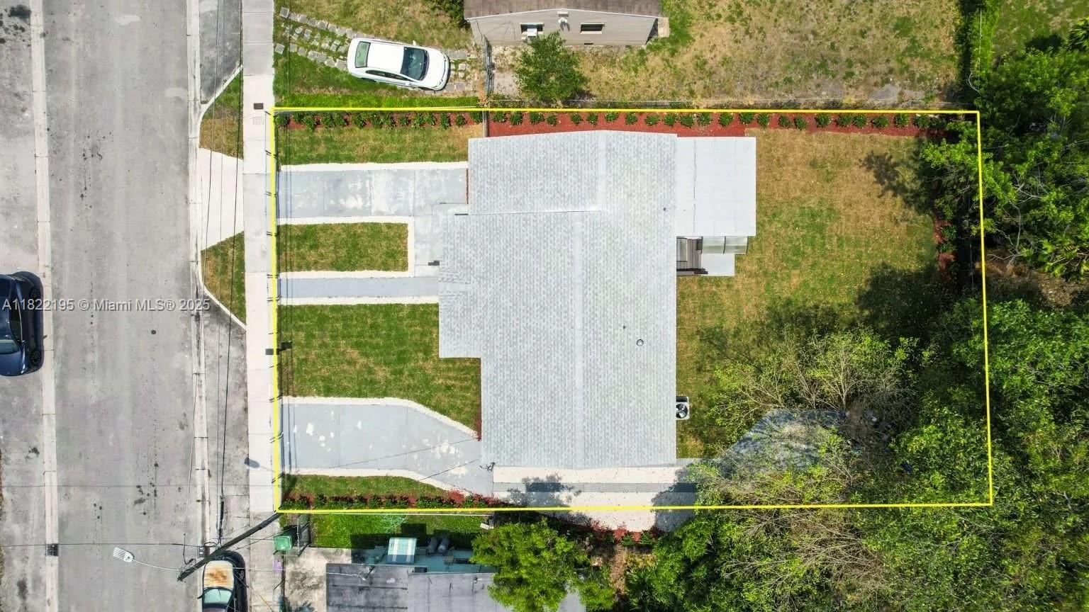 1121 NW 57th St
