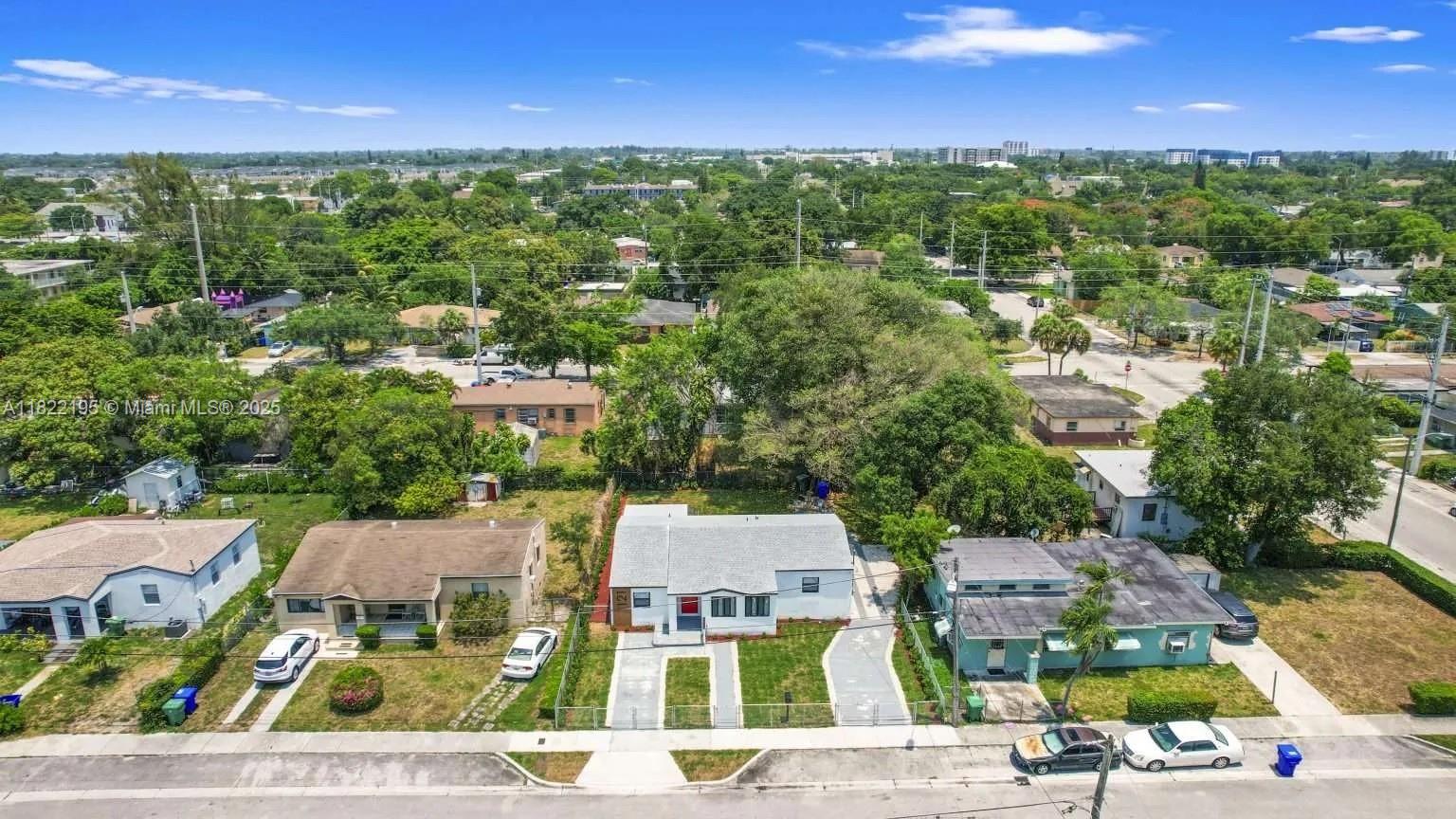 1121 NW 57th St