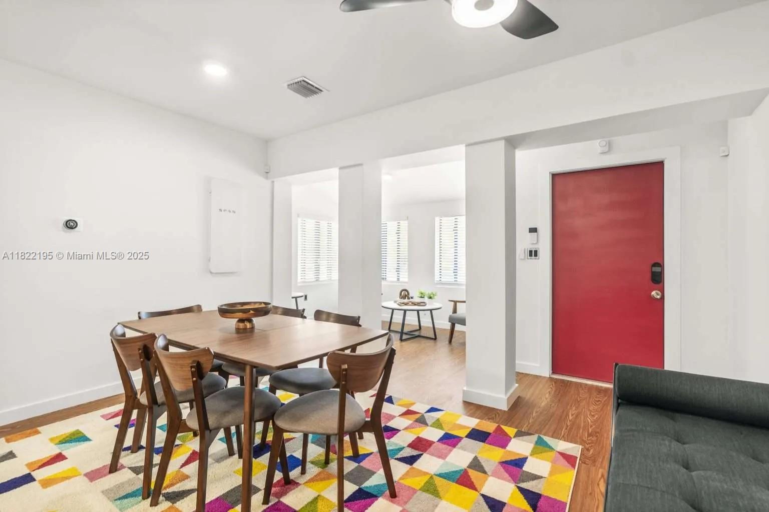 1121 NW 57th St