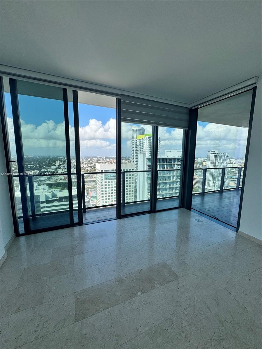 88 SW 7th Street # 3012