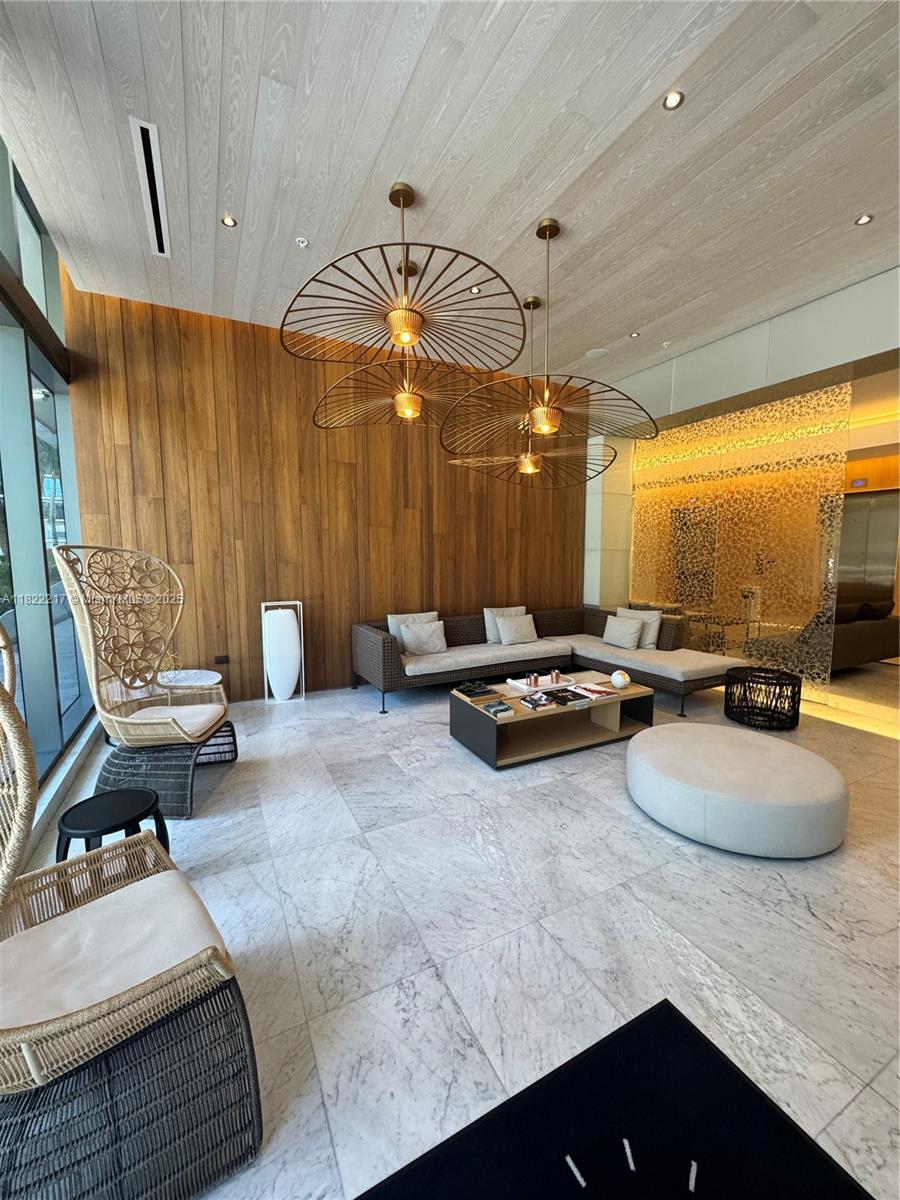 88 SW 7th Street # 3012