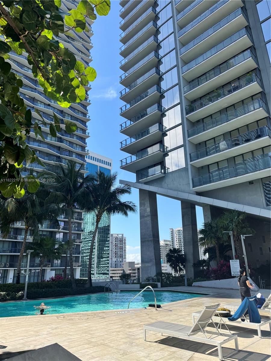 88 SW 7th Street # 3012