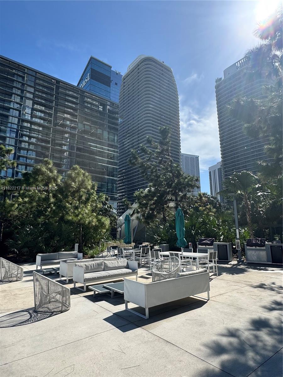 88 SW 7th Street # 3012