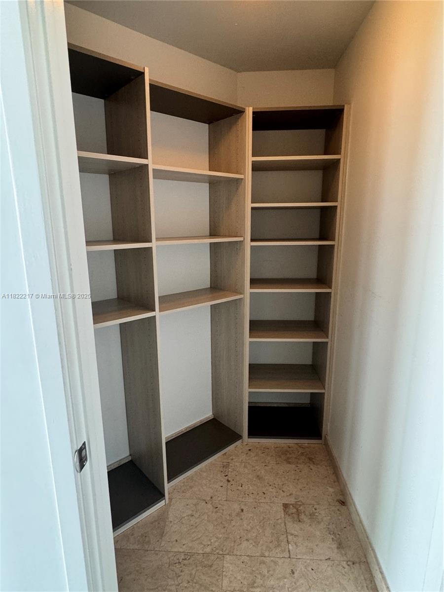 88 SW 7th Street # 3012