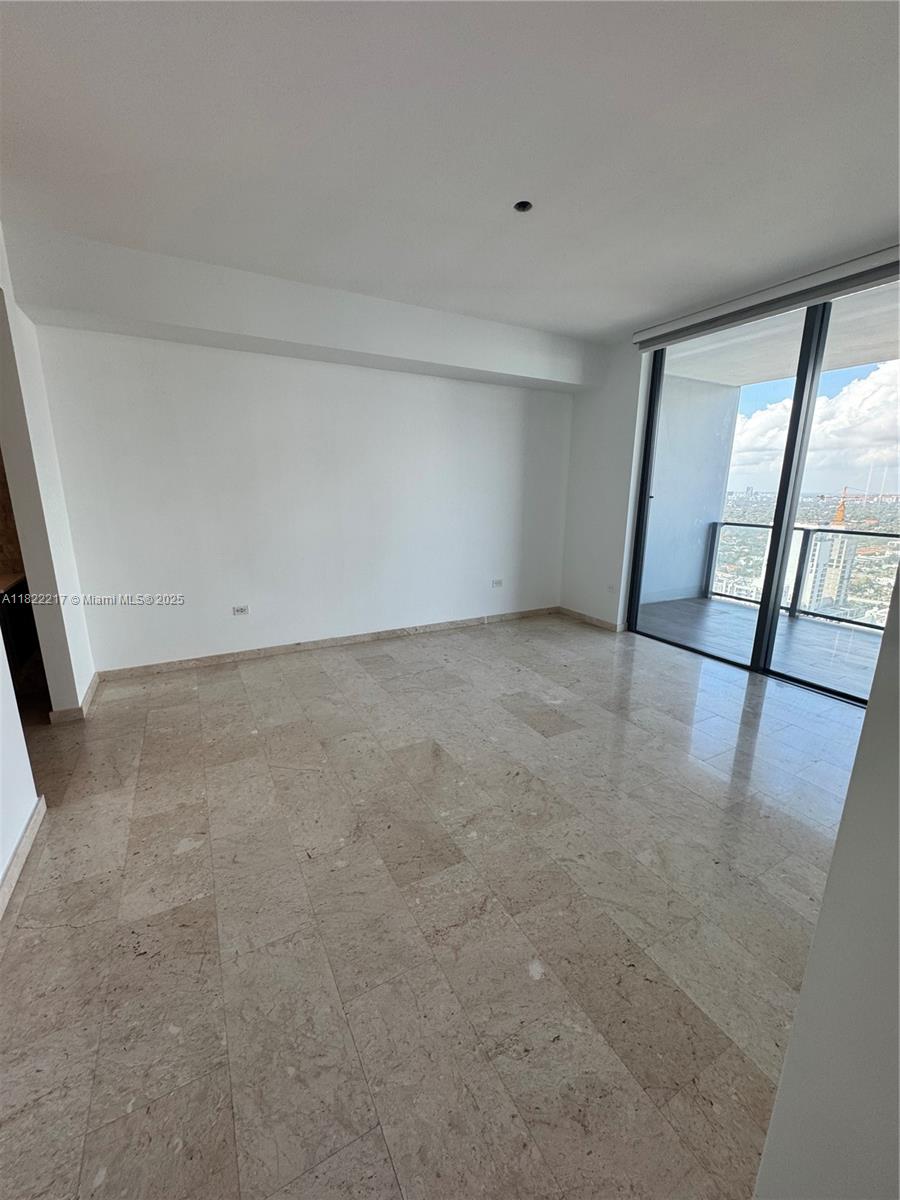 88 SW 7th Street # 3012