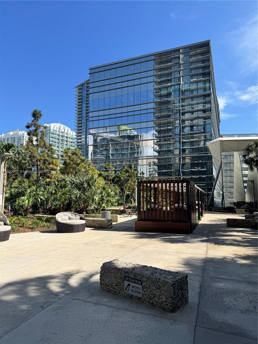 88 SW 7th Street # 3012