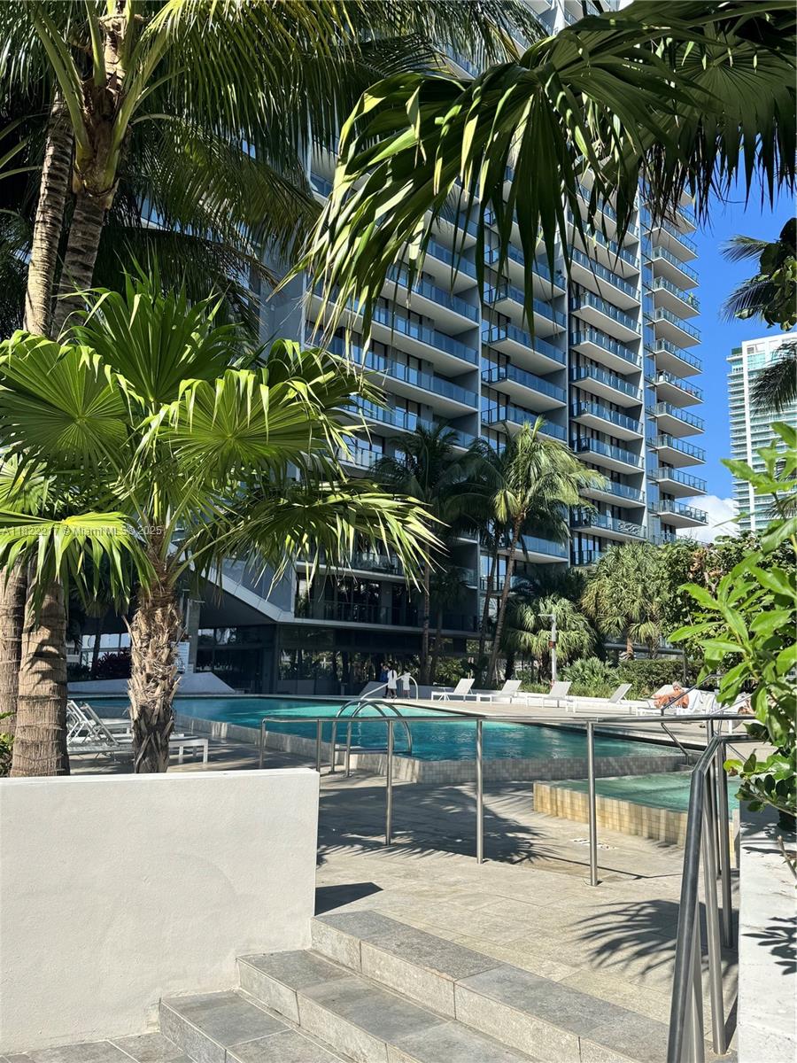 88 SW 7th Street # 3012