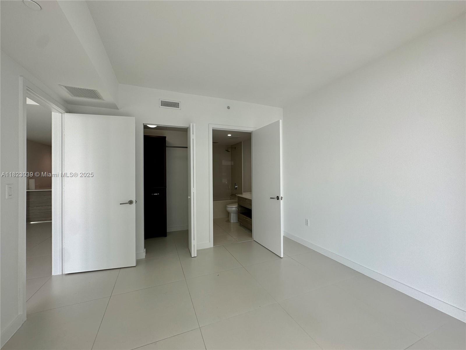 1300 S Miami Ave Unit: 1209