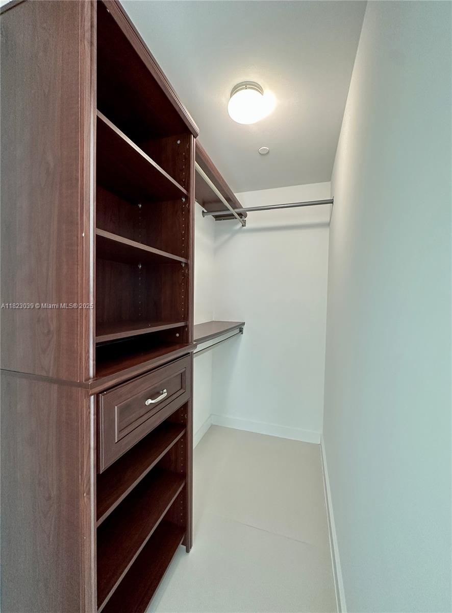 1300 S Miami Ave Unit: 1209