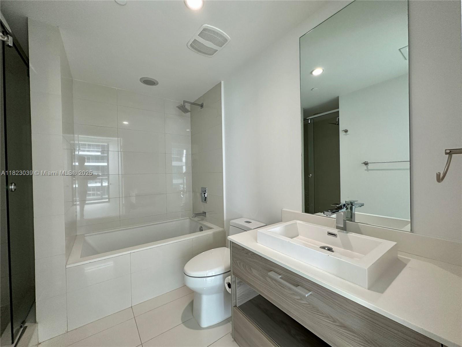 1300 S Miami Ave Unit: 1209