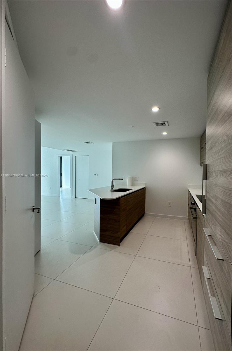 1300 S Miami Ave Unit: 1209