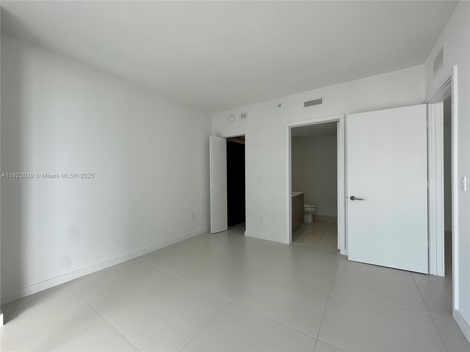 1300 S Miami Ave Unit: 1209